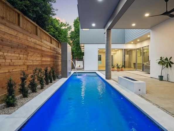 2129 Quenby Street, Houston TX 77005