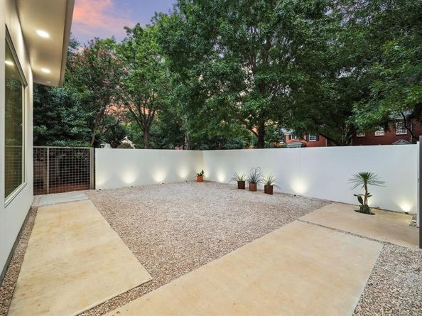 2129 Quenby Street, Houston TX 77005