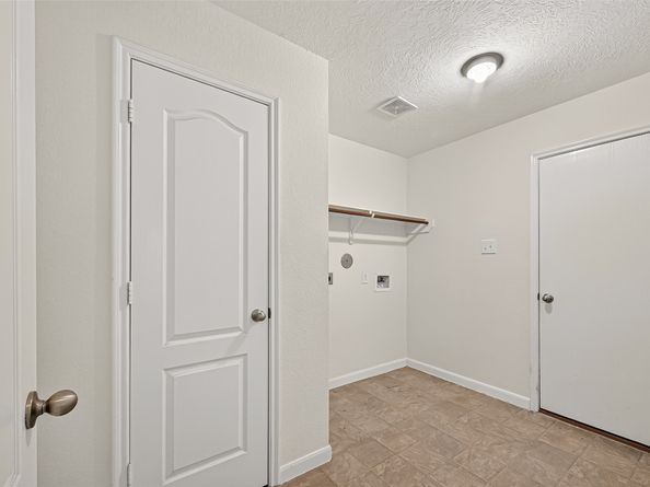 2630 Skyview Crest Court, Houston TX 77047