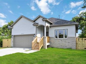 3711 Bain Street, Houston TX 77026