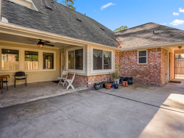 12114 Knobcrest Drive, Houston TX 77070
