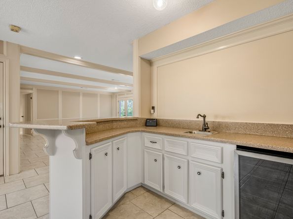 12114 Knobcrest Drive, Houston TX 77070