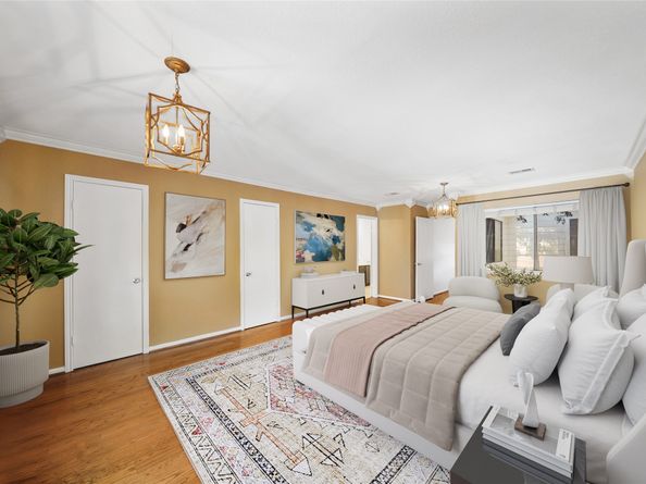 2555 Bering Drive 1, Houston TX 77057