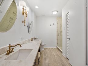 2555 Bering Drive 1, Houston TX 77057