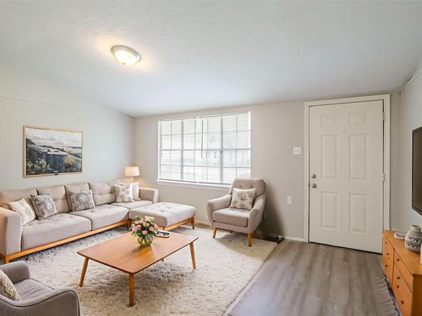 7828 Homewood Lane, Houston TX 77028