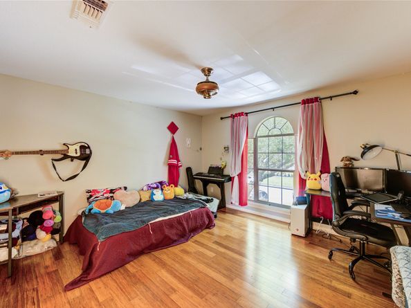 18414 Bluewater Cove Drive, Humble TX 77346