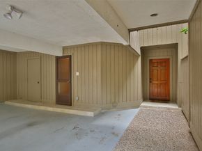 9400 Doliver Drive 70, Houston TX 77063