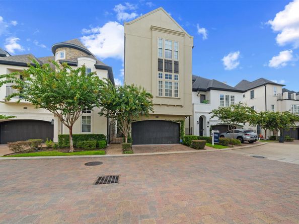 1753 Upland Lakes, Houston TX 77043