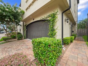 1753 Upland Lakes, Houston TX 77043