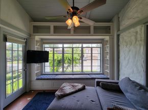3702 Audubon Place, Houston TX 77006