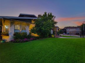 3702 Audubon Place, Houston TX 77006