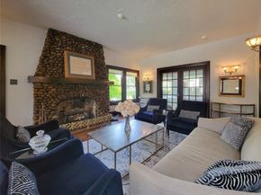 3702 Audubon Place, Houston TX 77006