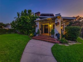3702 Audubon Place, Houston TX 77006