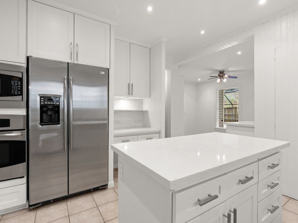 2409 Dryden Road, Houston TX 77030