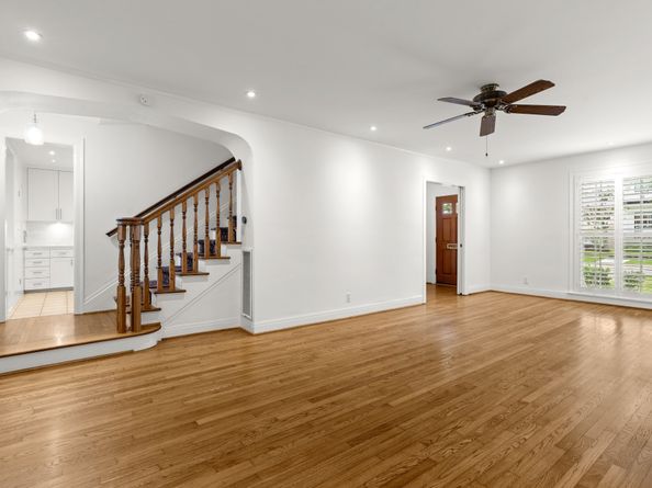 2409 Dryden Road, Houston TX 77030