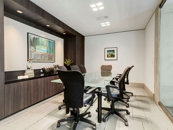 1901 Post Oak Boulevard 1206, Houston TX 77056