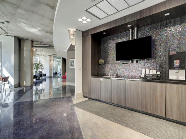 1901 Post Oak Boulevard 1206, Houston TX 77056