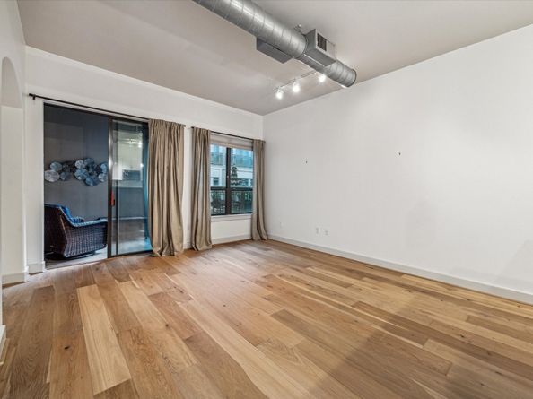 1901 Post Oak Boulevard 1206, Houston TX 77056
