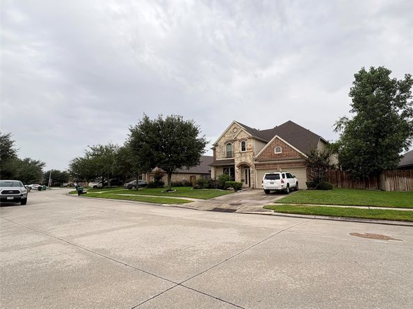 31810 Forest Oak Lane, Conroe TX 77385