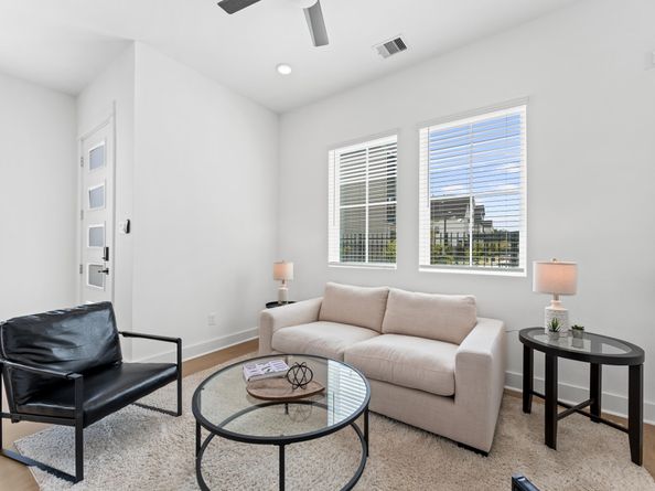 2213 Springwood Vista Lane, Houston TX 77055