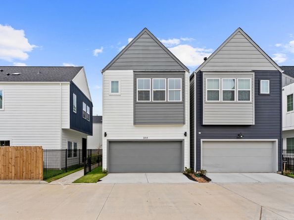 2213 Springwood Vista Lane, Houston TX 77055