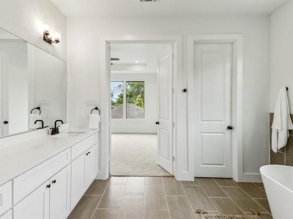 311 Tennessee Street, Houston TX 77029