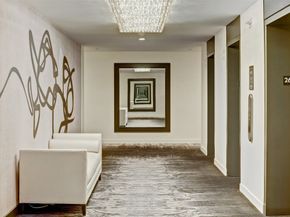 5110 San Felipe Street 36/37W, Houston TX 77056