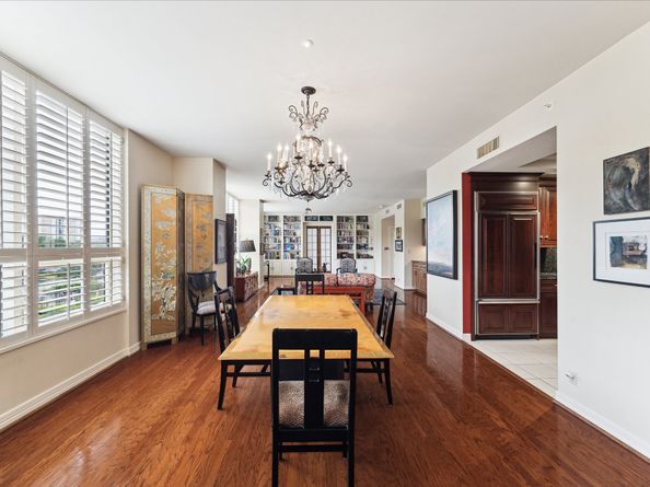 5110 San Felipe Street 36/37W, Houston TX 77056