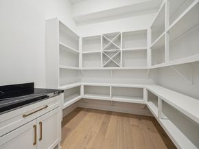 1112 Kinley Lane, Houston TX 77018