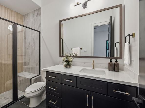 1112 Kinley Lane, Houston TX 77018