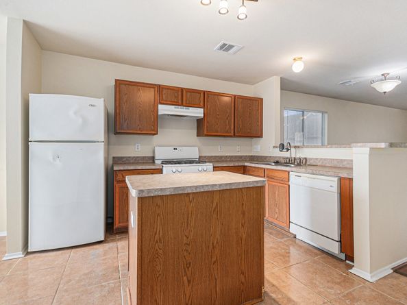 1539 Nichole Woods Drive, Houston TX 77047