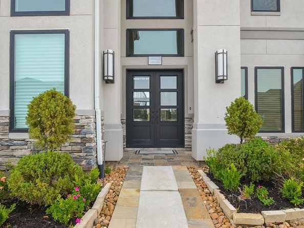 11 Laurel Wreath Trail, Sugar Land TX 77498