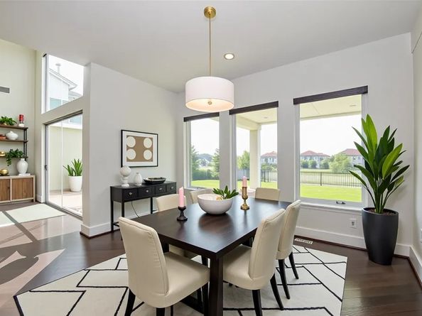 11 Laurel Wreath Trail, Sugar Land TX 77498