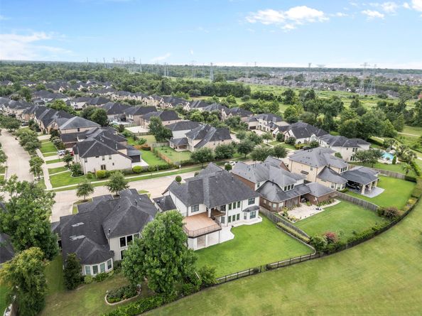 5218 Limestone Hill Lane, Sugar Land TX 77479