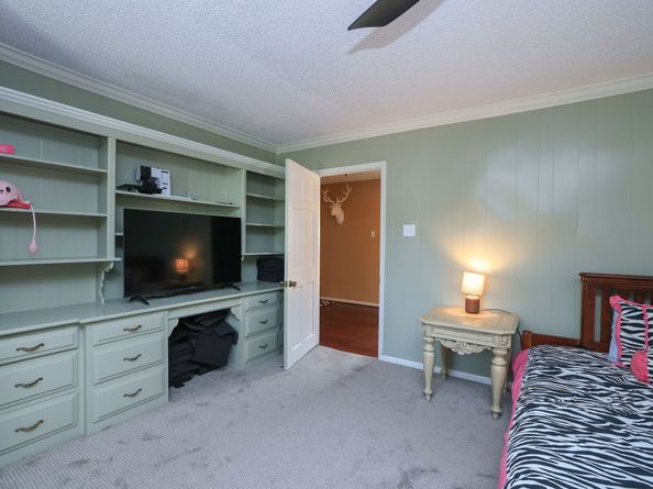 5503 Pebble Springs Drive, Houston TX 77066