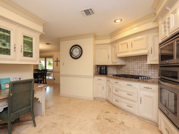 5503 Pebble Springs Drive, Houston TX 77066