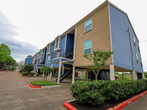 18511 Egret Bay Boulevard 310, Webster TX 77058