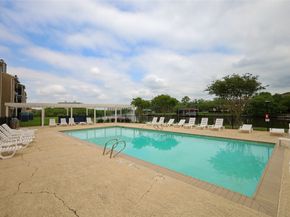 18511 Egret Bay Boulevard 310, Webster TX 77058