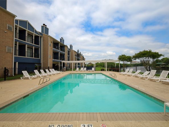 18511 Egret Bay Boulevard 310, Webster TX 77058