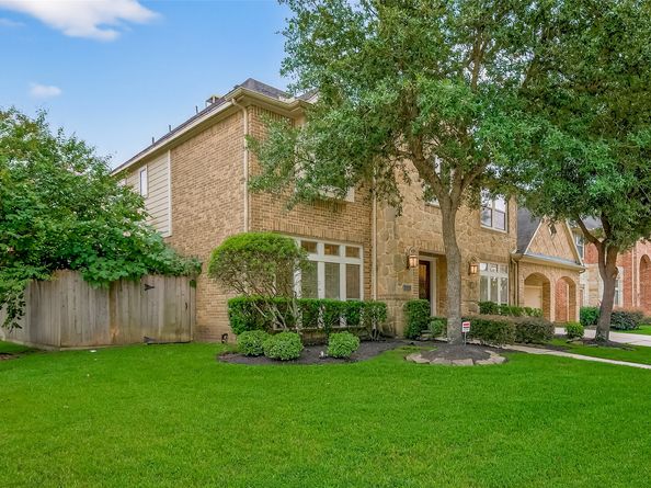 16226 Breakwater Path Drive, Houston TX 77044