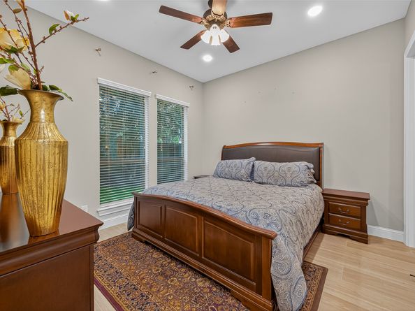 16226 Breakwater Path Drive, Houston TX 77044