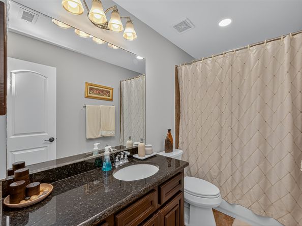 16226 Breakwater Path Drive, Houston TX 77044