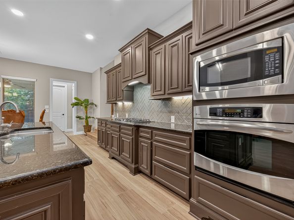 16226 Breakwater Path Drive, Houston TX 77044