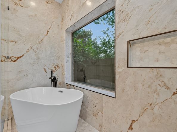 16226 Breakwater Path Drive, Houston TX 77044
