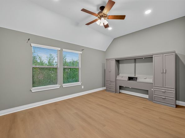 16226 Breakwater Path Drive, Houston TX 77044