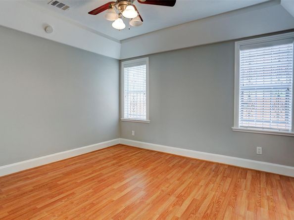 2709 Blodgett Street, Houston TX 77004