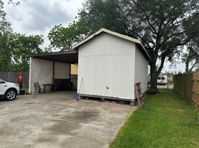 8718 Brannon Street, Houston TX 77093