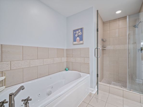 914 Main Street 2204, Houston TX 77002