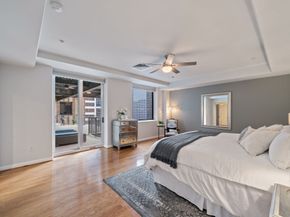 914 Main Street 2204, Houston TX 77002