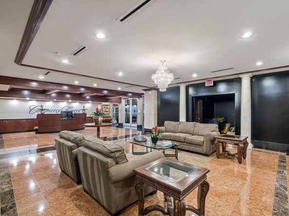 914 Main Street 2204, Houston TX 77002